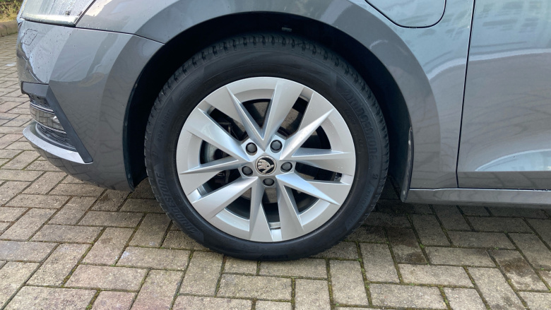 Skoda Octavia 1.4 TSI iV SE L DSG 5dr Estate